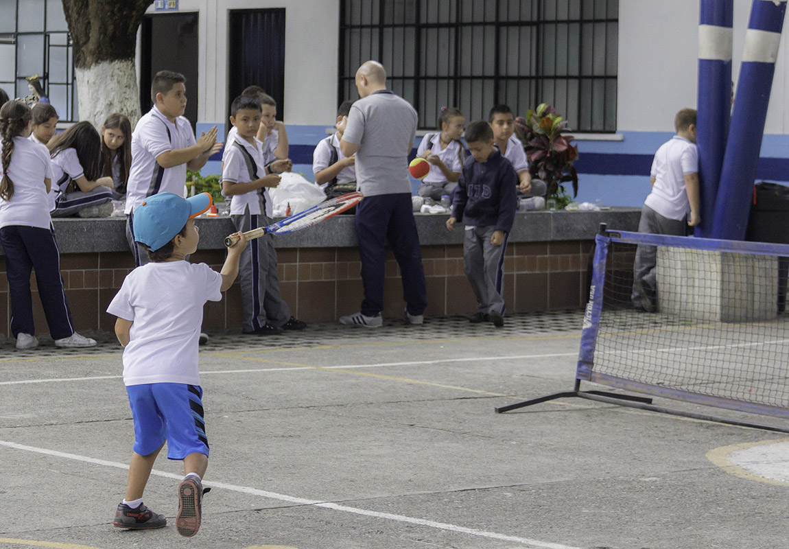 Fundación Frisby con Sofía Munera tenista 3